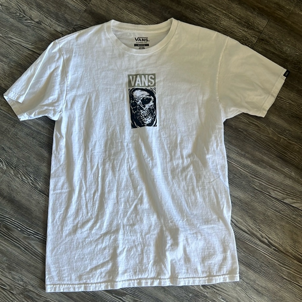 Men’s Vans Tshirt medium skull design